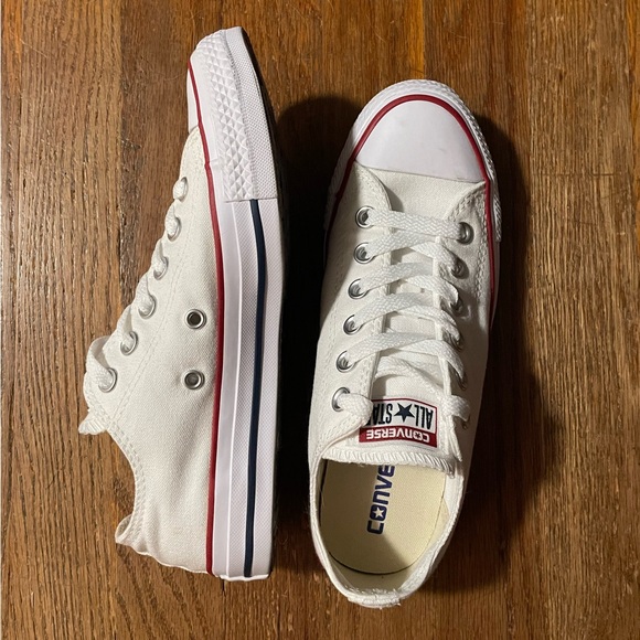 Converse White Low-Top Sneakers - Picture 1 of 4